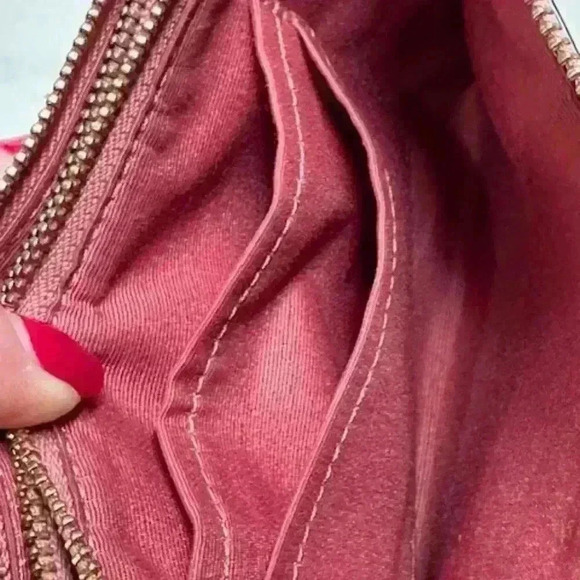 Coach Pink Mauve Pebbled Leather Wristlet Double Corner Zippered #F87587 EUC! - Picture 9 of 9